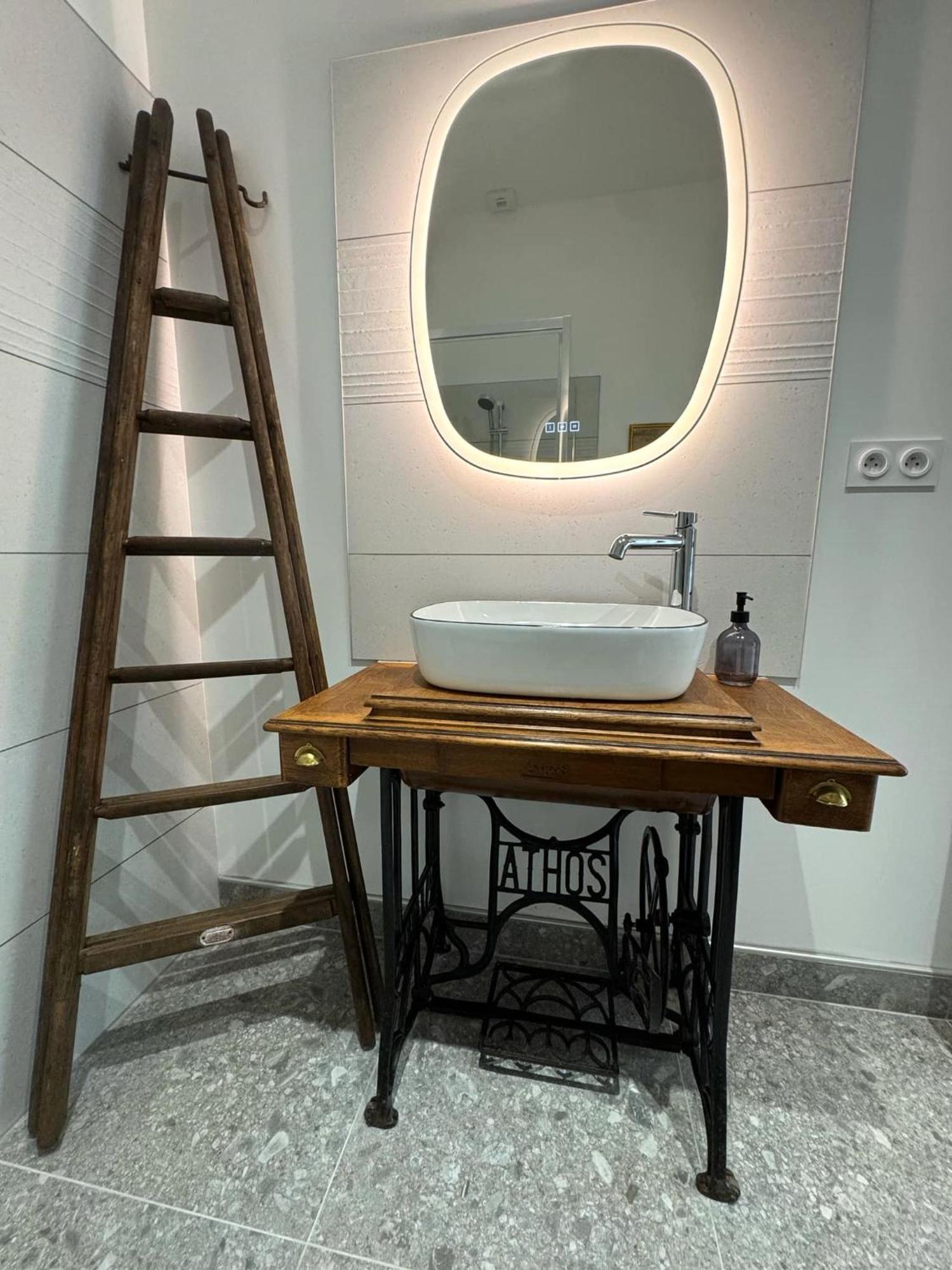Studio Lumiere, 6 Min Du Zoo Saint-Aignan  Εξωτερικό φωτογραφία